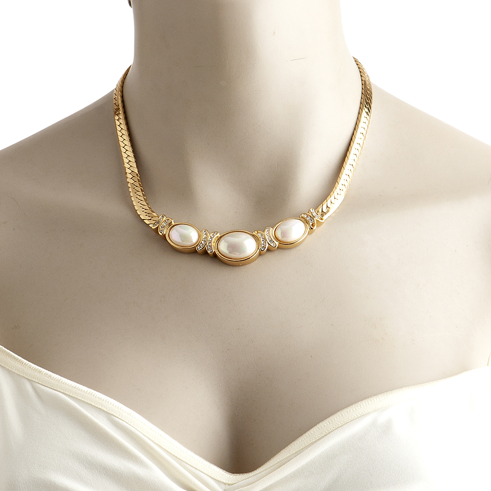 Vintage Louis Vuitton Necklace Choker Necklace Gold Pearl 