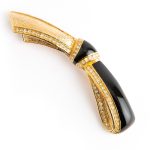 Christian Dior Bow brooch