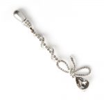 Oscar de la Renta Assymetric earrings